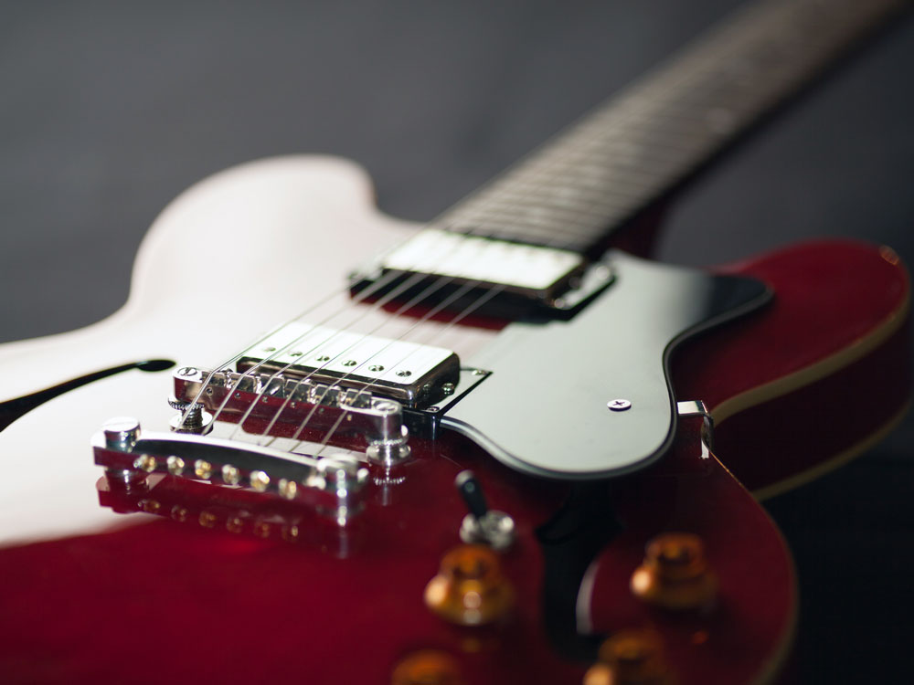 Yamaha 6-String Acoustic-Electric Guitar