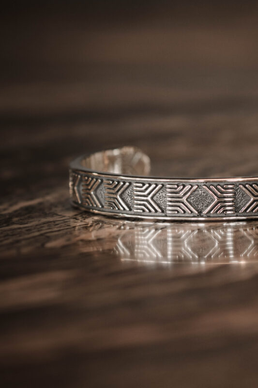 #patrick Mavros_kolisi Cuff (1)