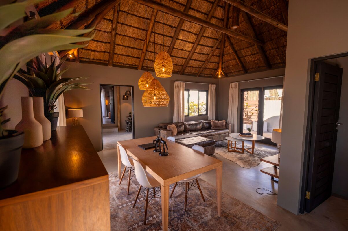 #mhondoro Family Pool Suite