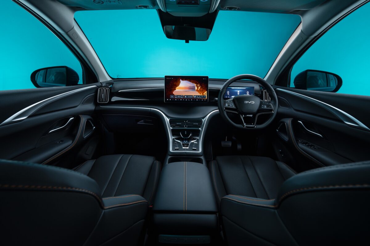 #byd Sealion 5 Interior Byd Sealion 5 Hybrid Arrives: a New Benchmark for Efficient Family Suvs in Sa