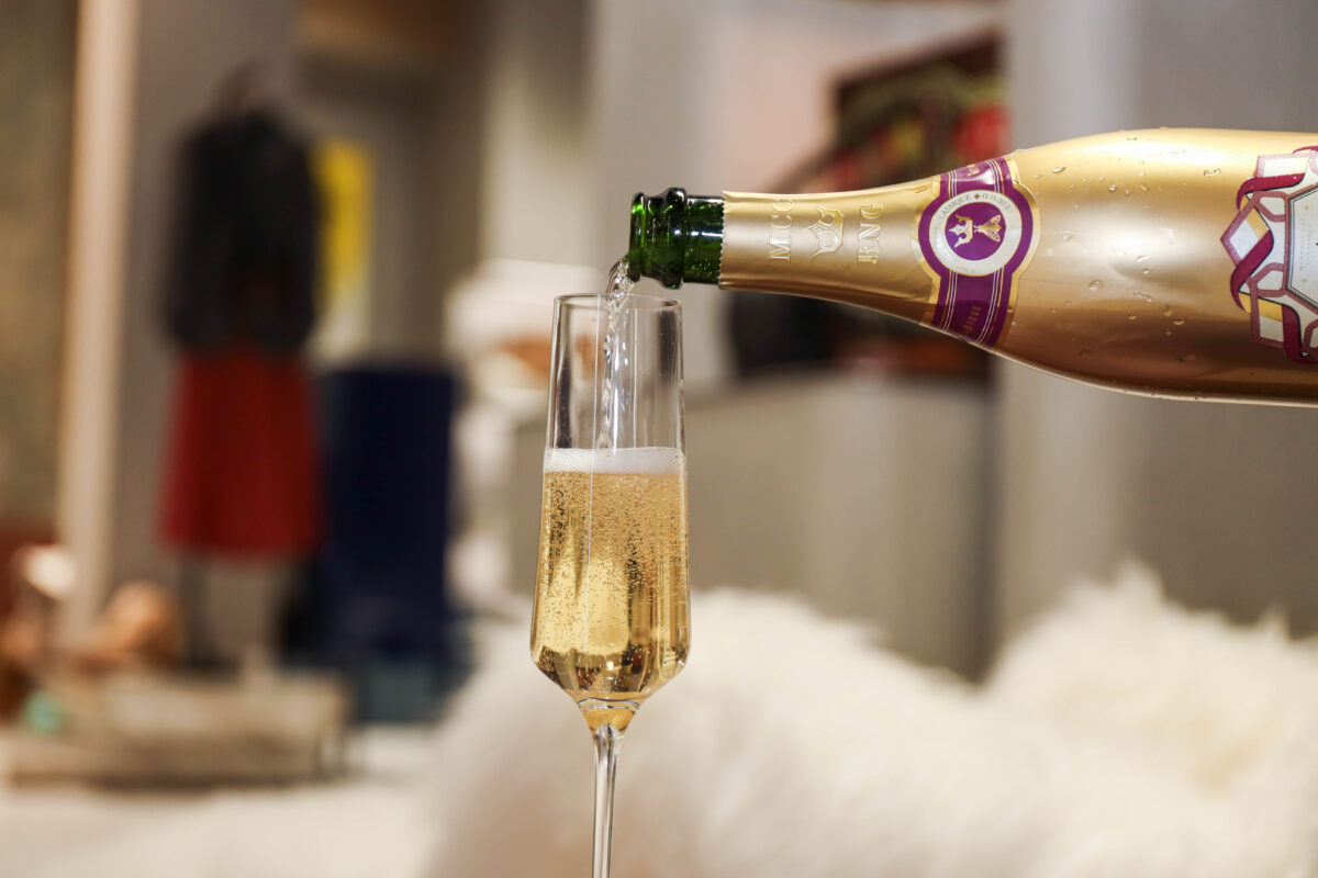 the Essential Luxury Science and Story Behind Why Women Love Bubbly   African Luxury