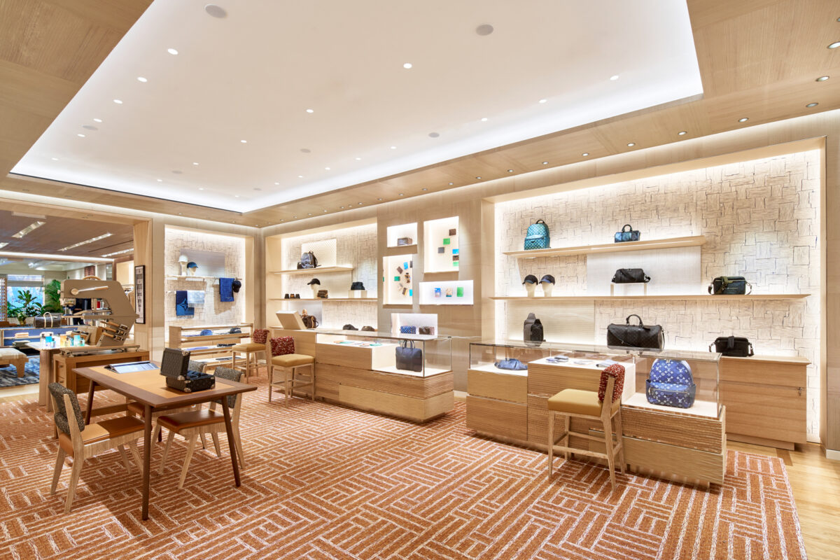 Louis Vuitton Opens Grand New Cape Town Store at Va Waterfront Louis Vuitton Opens Grand New Cape Town Store at Va Waterfront African Luxury