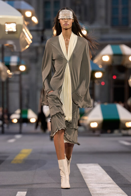 Louis Vuitton Presents ergonomie for Womens Spring summer Collection 2027 Louis Vuitton Presents ergonomie for Womens Spring summer Collection 2027 African Luxury